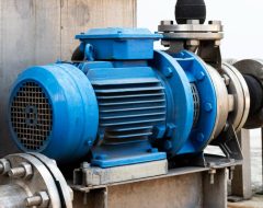 Bomba parou no fim de semana? Saiba como resolver